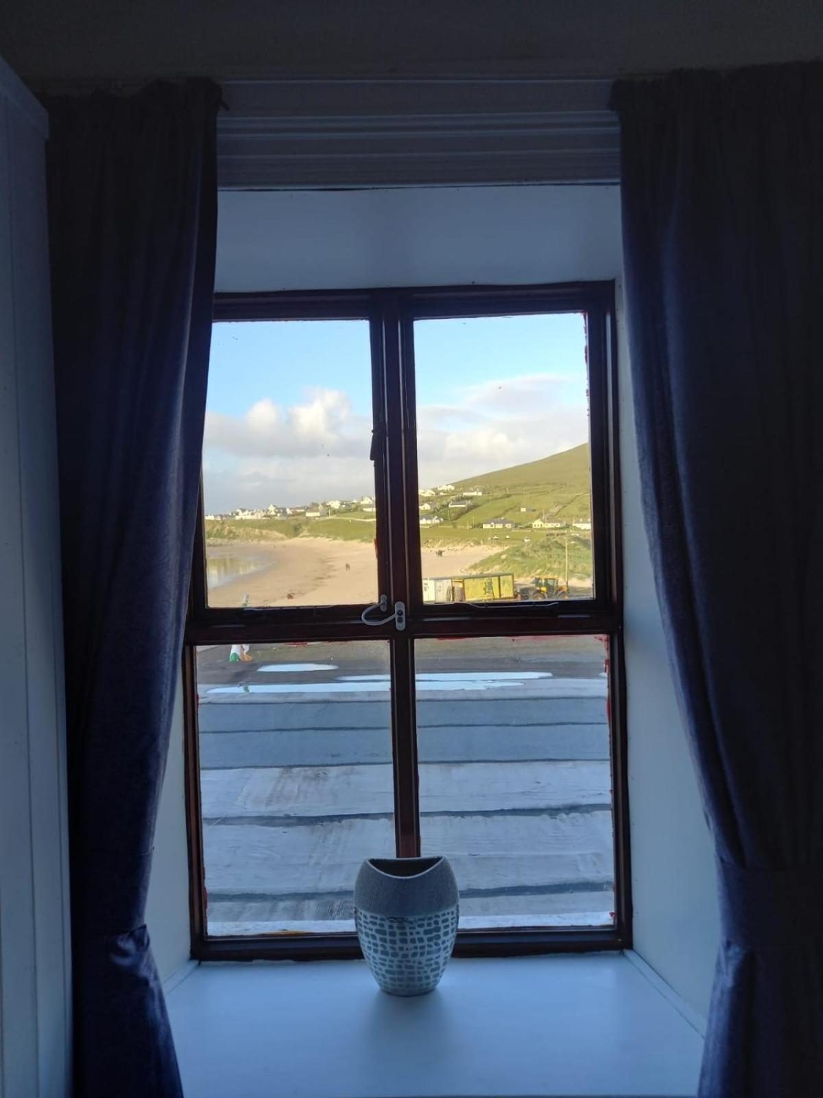 Hotel The Strand, Dugort Achill Doogort Esterno foto